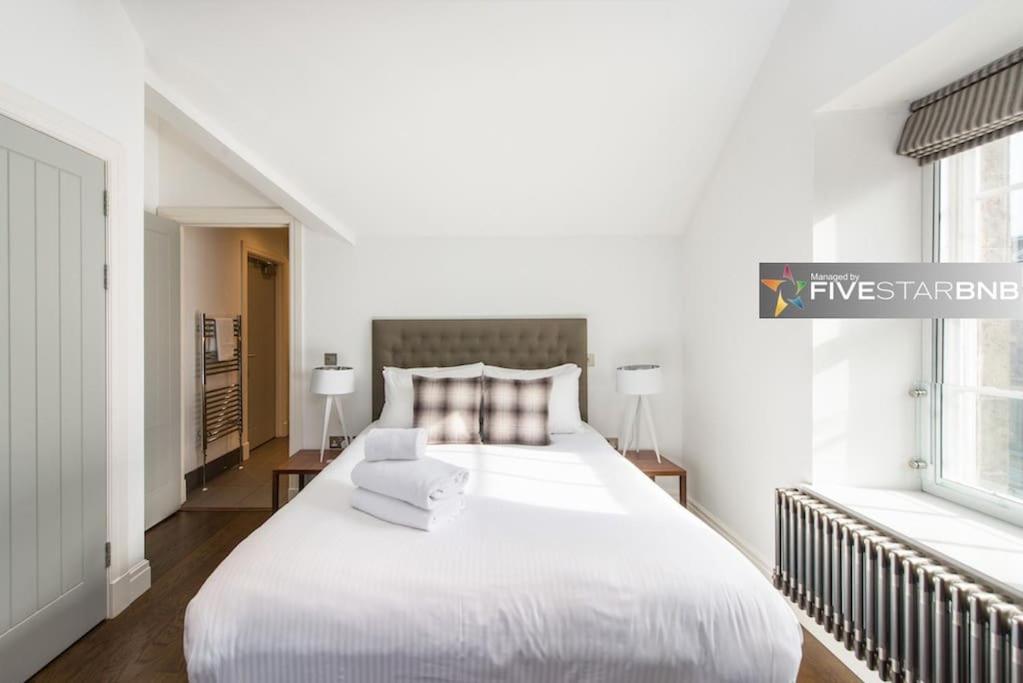 Cool Urban Apartment With Stunning Castle Views Эдинбург Экстерьер фото